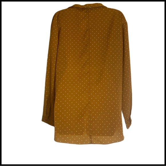NWT FAVLUX LONG SLEEVE SURPLICE HIGH LOW HEM MUSTARD POLKA DOT BLOUSE - Picture 4 of 9